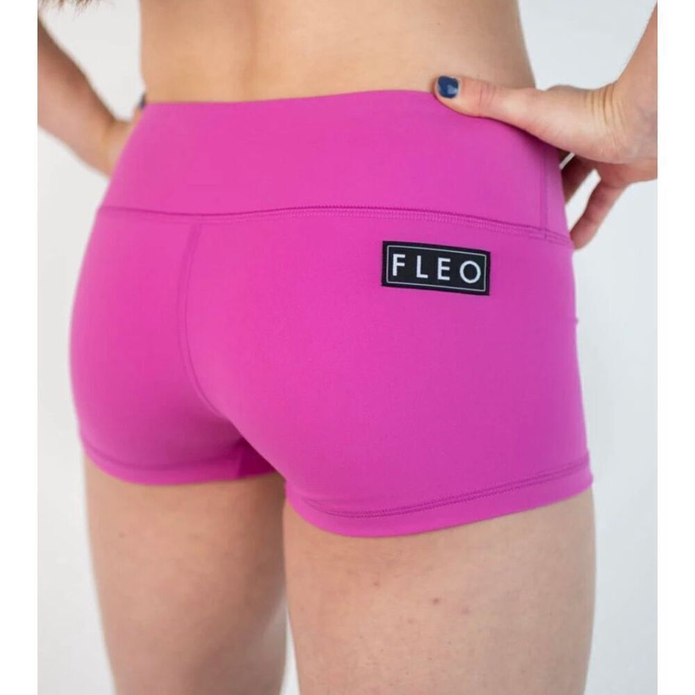 Fleo Berry Sorbet OG shorts size small new without tags